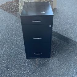 Filing Cabinet 