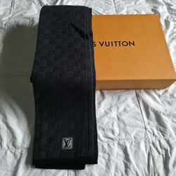 Mens LV scarf
