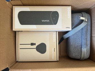 Sonos Roam Portable Smart Speaker Bundle — Wireless Charger + Carrying Case