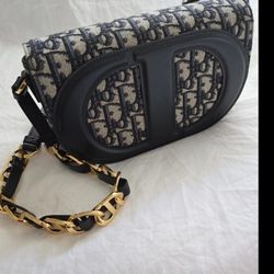 Dior Cd  Signature  Bag With Strap