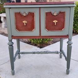 Antique 1940s Fold Away Kenmore Sewing Cabinet 