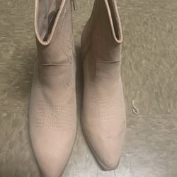 Boots Size 9 Worn Once
