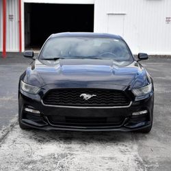 2016 Ford Mustang V6