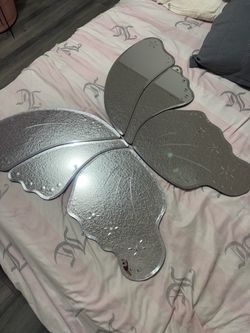 Butterfly mirrors