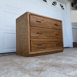 Vintage 3 Drawer Dresser 