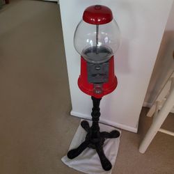 Nice Bubble Gum Machine With Stand