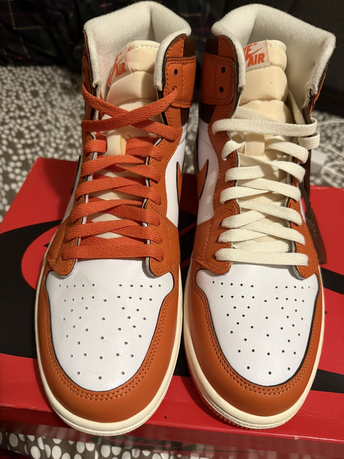 Jordan 1 High OG Starfish