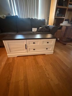 TV console dresser