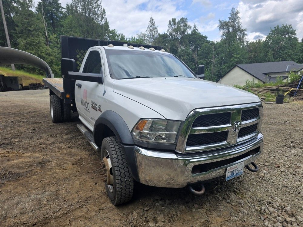 2013 Ram 4500 Flat Bed (Cummins Diesel)