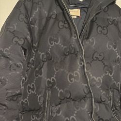 Gucci Puffer (used)