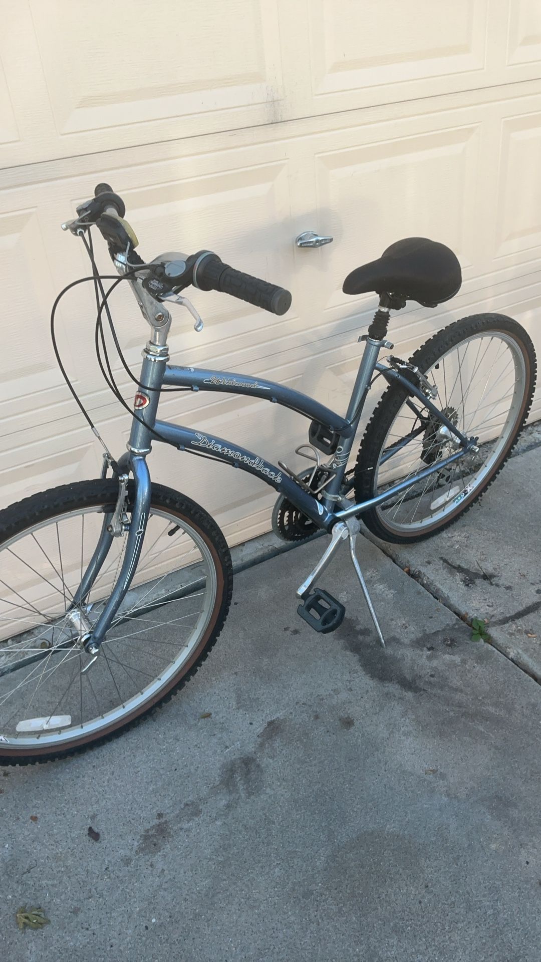 Diamondback Wildwood Hybrid 26in Bike