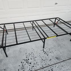 Twin Size Black Metal Platform Bed Frame – Folding Steel Mattress Foundation