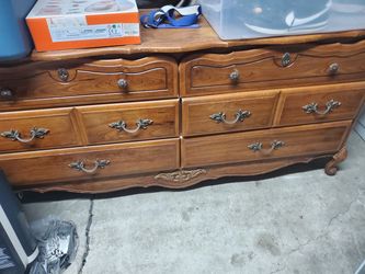 Sturdy dresser