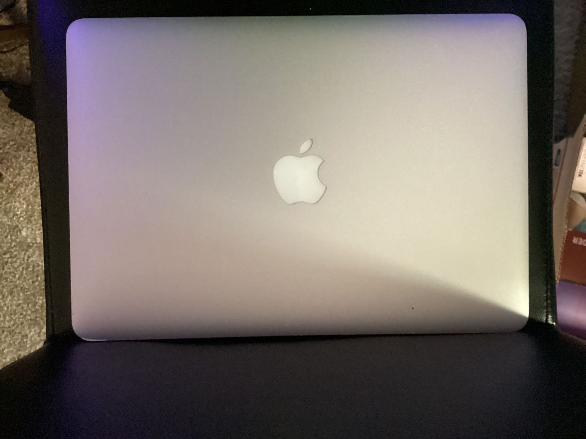 Refurbished Unlocked MacBook Air “ Core i5” 1.8 13 Inch (2017) 124gb