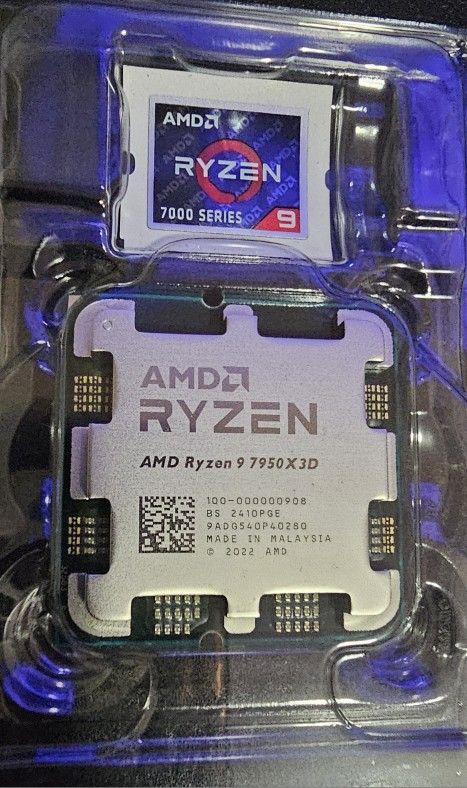 AMD RYZEN 9 7950X3D $500