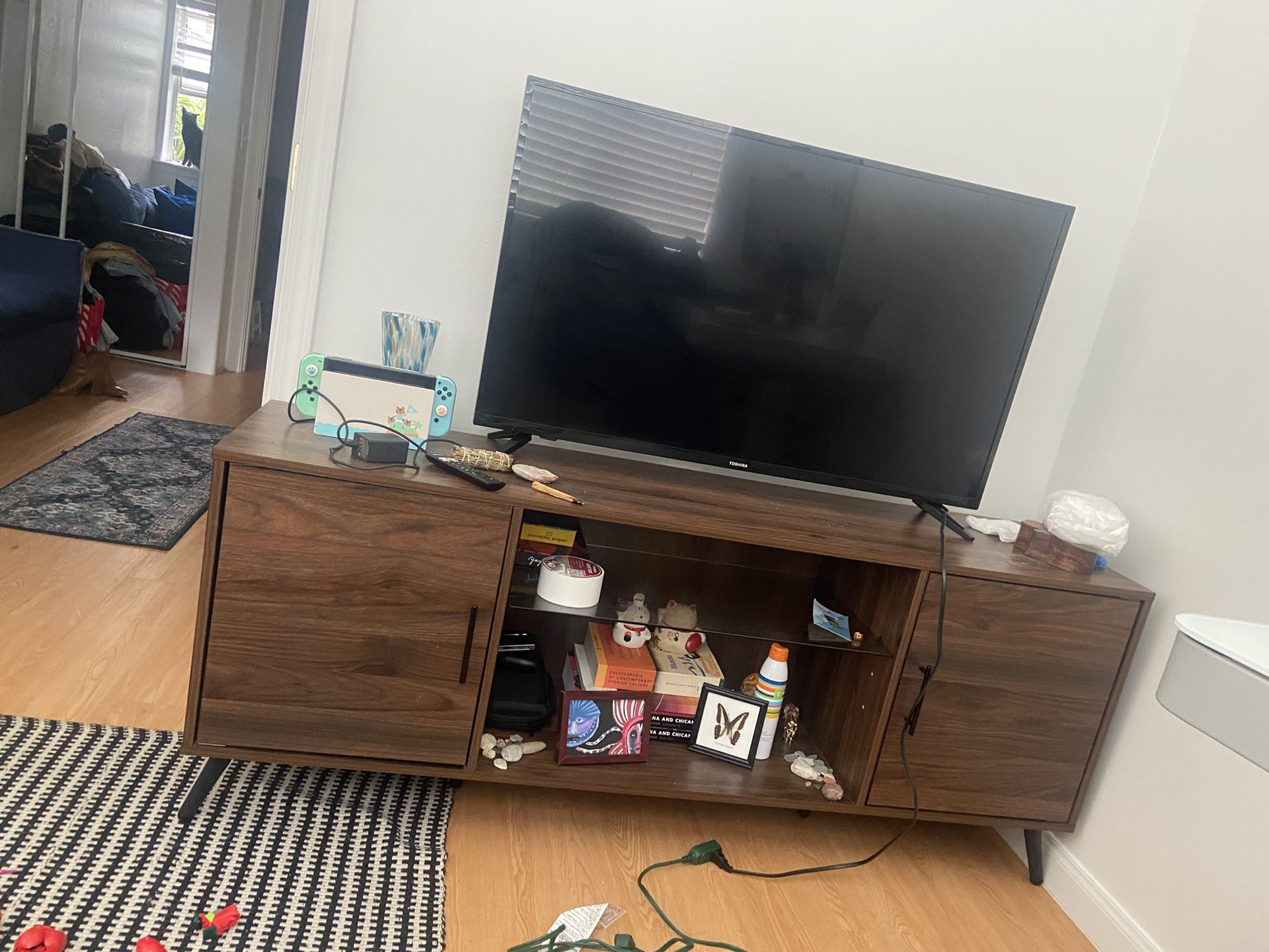 tv stand