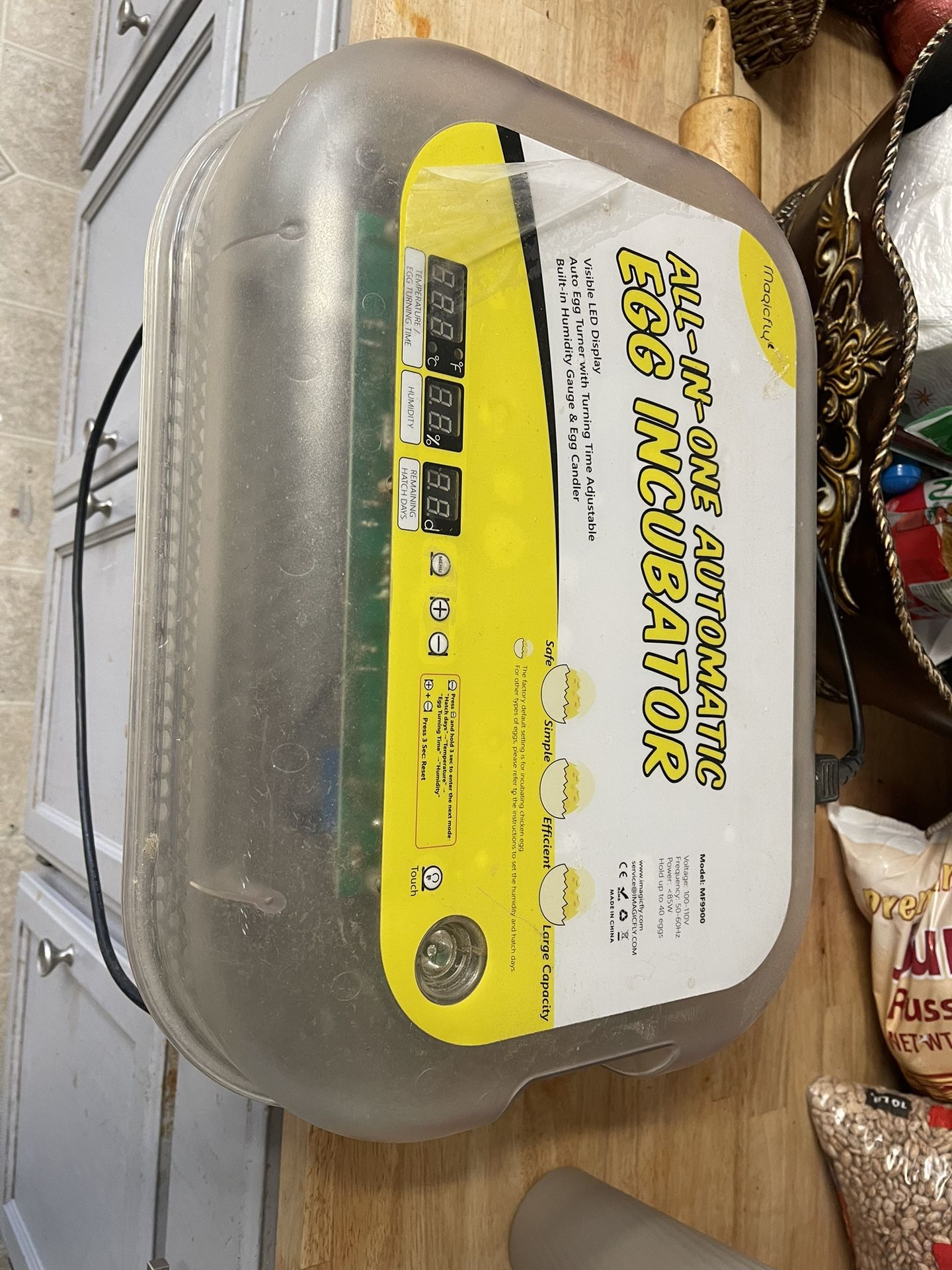Egg Incubator