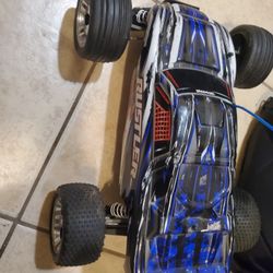 Traxxas Rustler