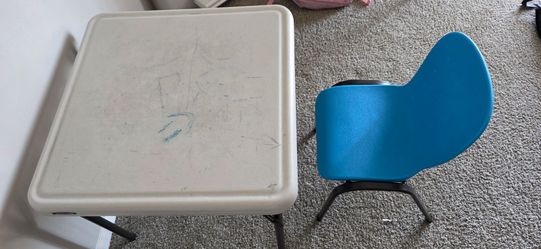 Kids study table chair set