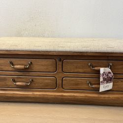 Lane Cushion Top Cedar Chest (Read Description)