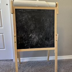 Kids chalkboard/white board easel