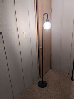 Modern floor lamp