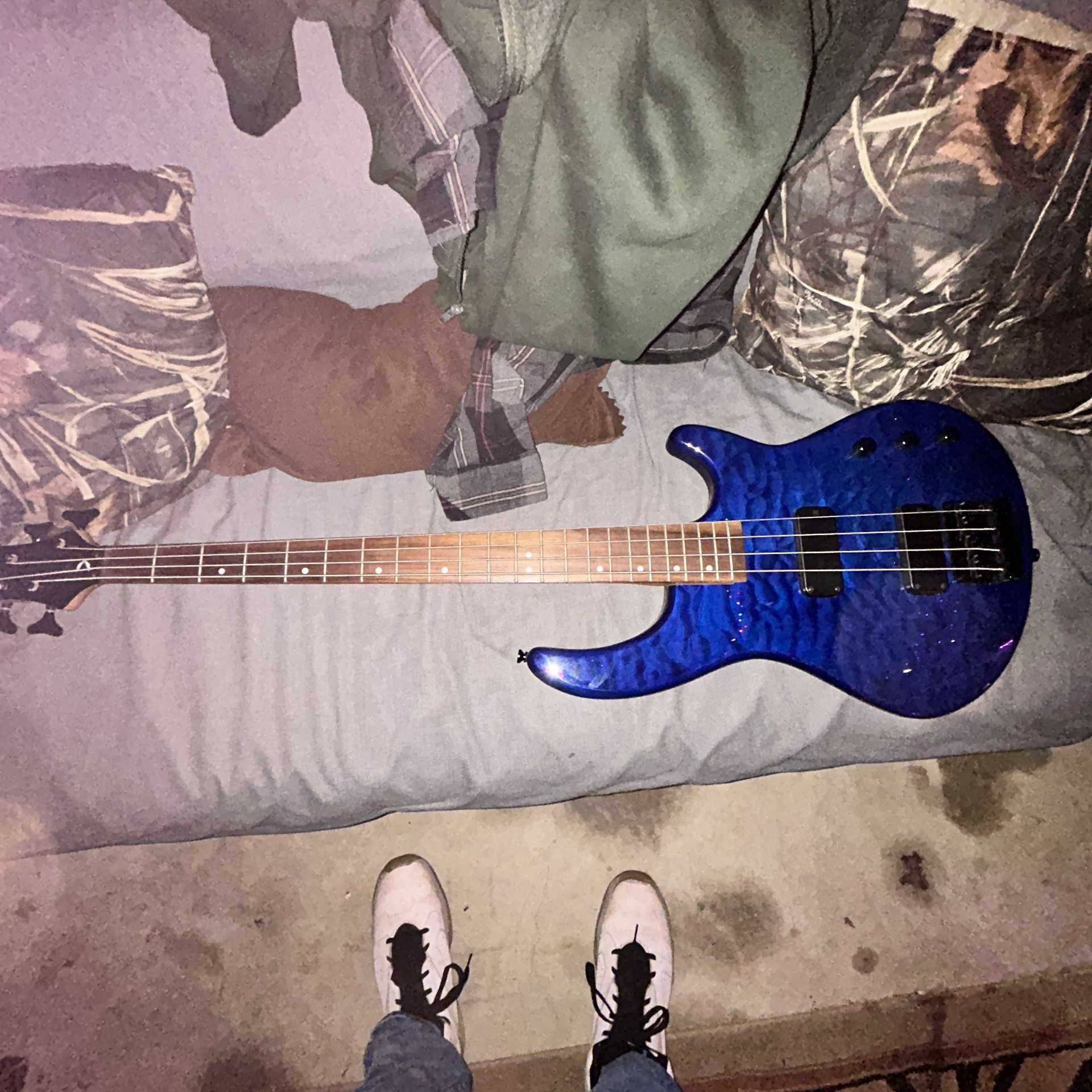 Dean-Beginners Electric Bass Guitar