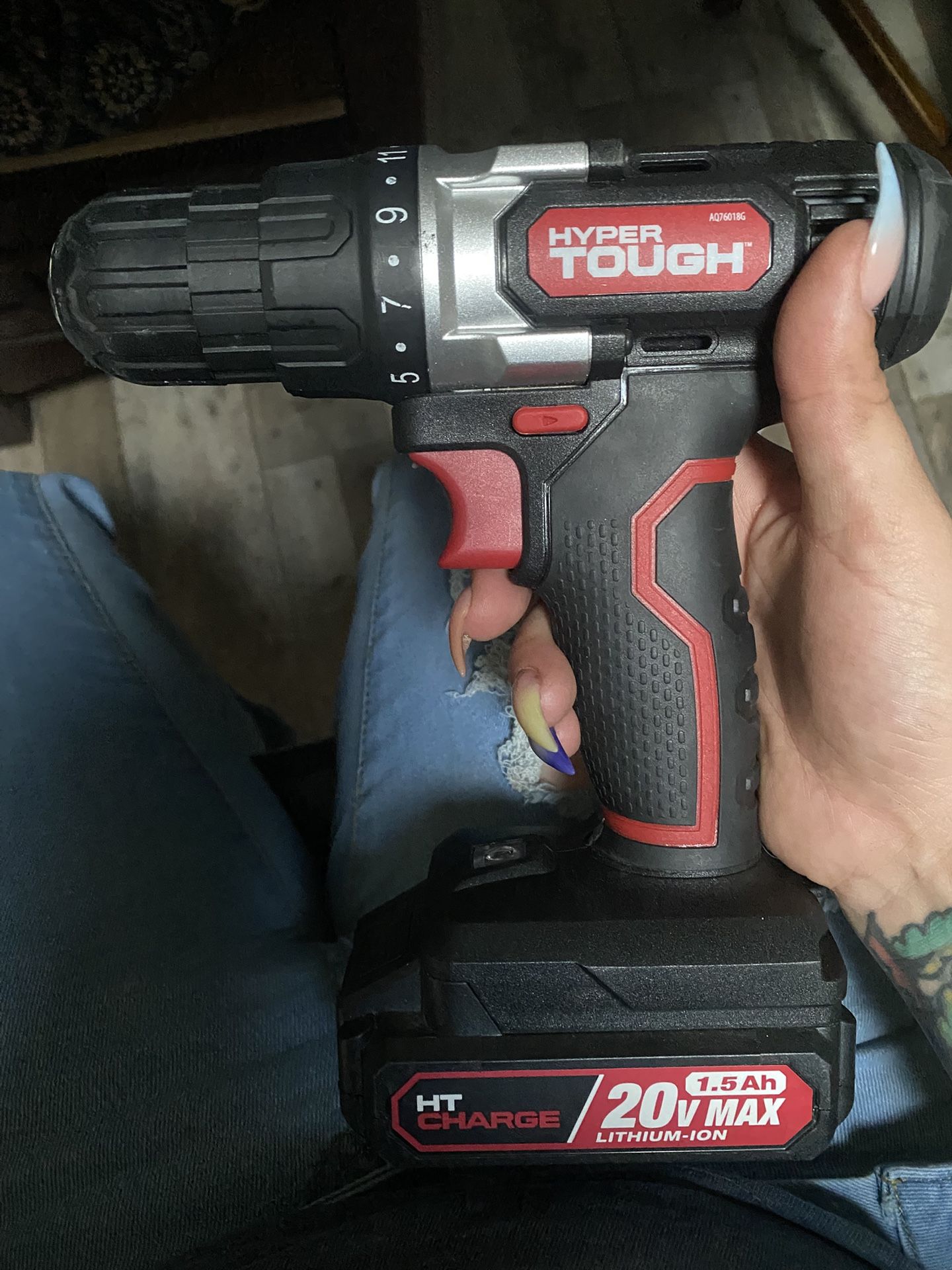 Drill With Battery And Changer