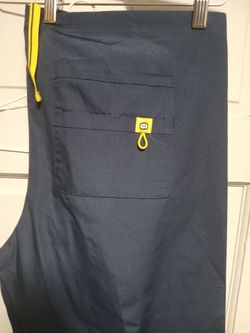 scrubs XL-42 unisex