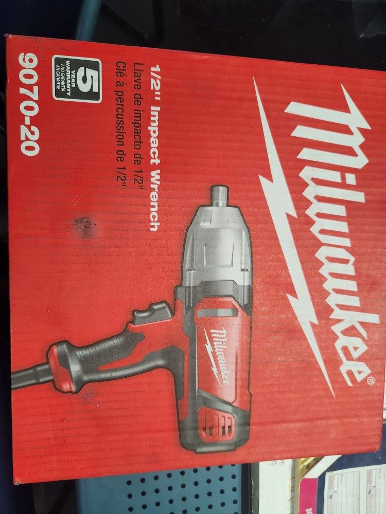Milwaukee 1/2" Impact Wrench W/ Rocker Switch. New