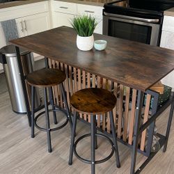 Kitchen Table And Bar Stools