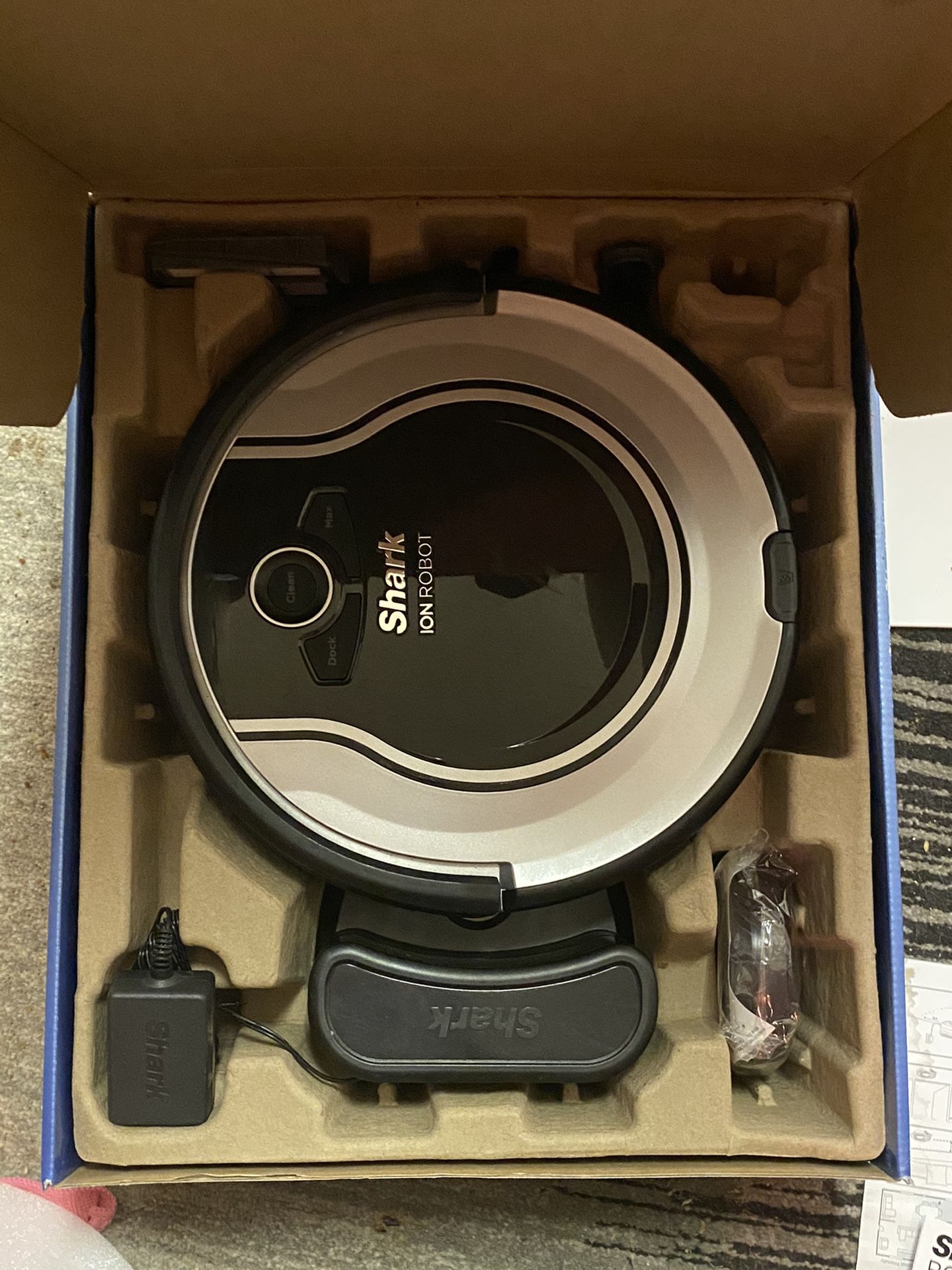 Shark ION Robot Dual-Action Robot Vacuum