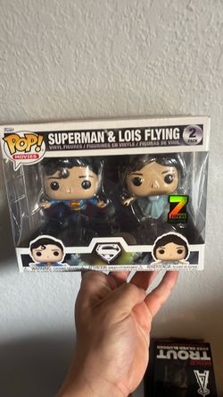 Funko Pop Superman & Lois Flying 2-Pack Zavvi Exclusive
