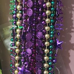 29 beads with charms and 22 without ..51 total