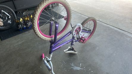 Huffy girl bike