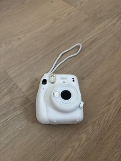 INSTAX MINI 12 CAMERA
