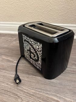 Limited edition Disney 100 Years Anniversary 2-slice toaster.