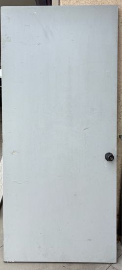 White Flat Panel Interior Door with Knob