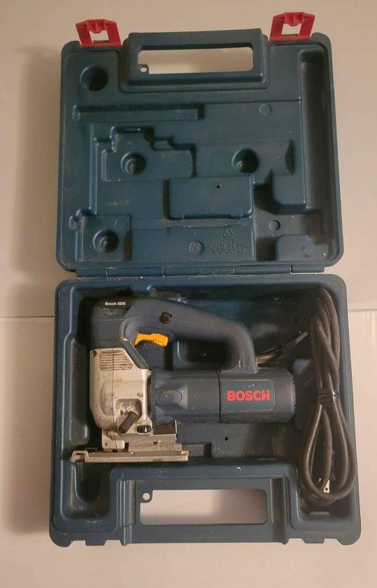 Bosch Jigsaw 1587AVS Works Perfectly