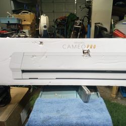 Cameo Pro Cutting Machine 24"