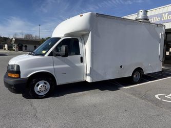 2020 Chevrolet Express Cutaway