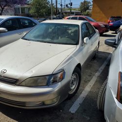 1998 Lexus ES 300