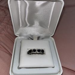 Round Sapphire Blue Ring 