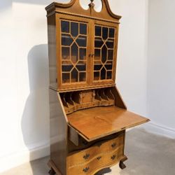 Beautifully crafted Antique maple  drop front court secretary desk hutch