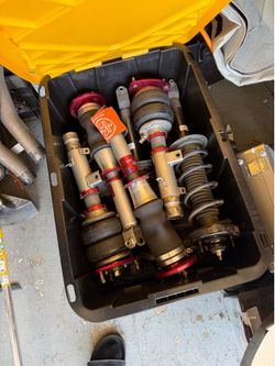 Accord air struts