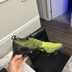 Size 13 Vapormax 