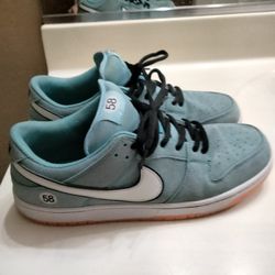 Nike Dunks Low