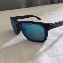 Oakley’s Shades