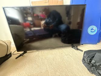 Insignia  smart TV 43”