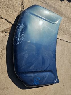Chevy Chevrolet Traverse  hood oem  24 to 26